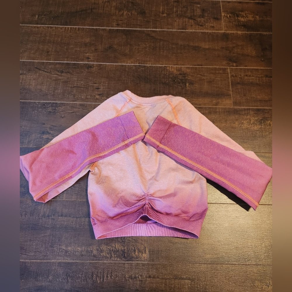 Gymshark long sleeve crop top in peach and pink ombre